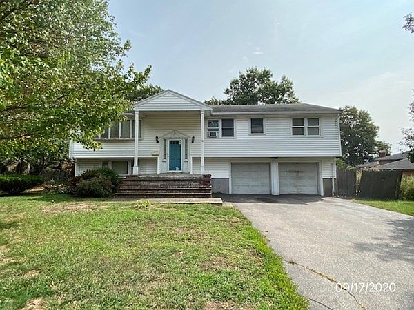 1st image of 110 Saint Claire St