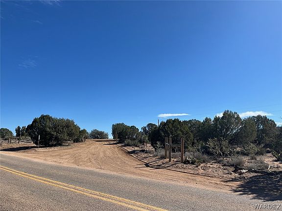 4th image of 9918 E Blake Ranch Road