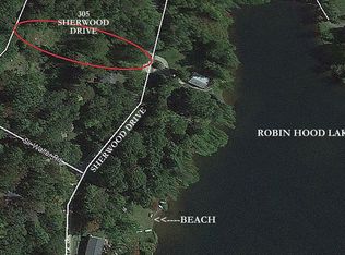 305 Sherwood Dr, Becket, MA 01223