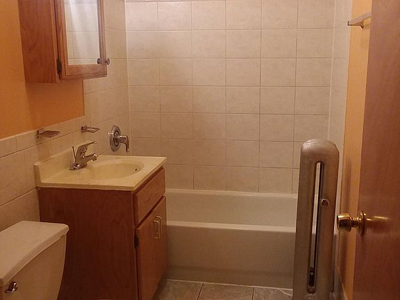 2nd image of 7505 S Stewart Ave