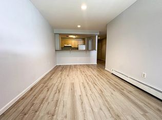6725 Exeter St APT 1, Forest Hills, NY 11375