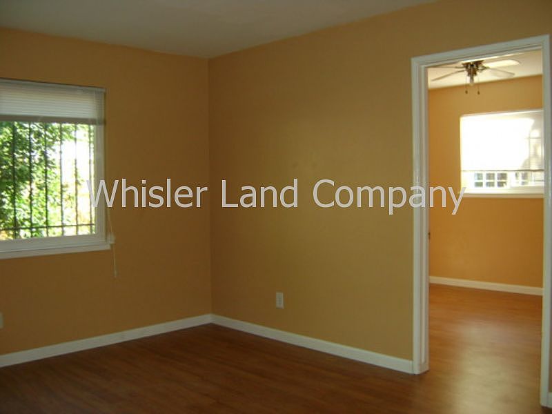 1st image of 1621 1/2 W St APT 1