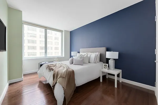 Rented by Compass | media 35