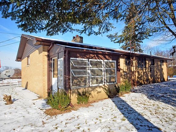 4th image of 1206 Michigan Blvd