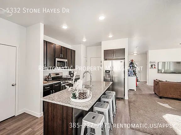4th image of 5332 W Stone Hayes Dr