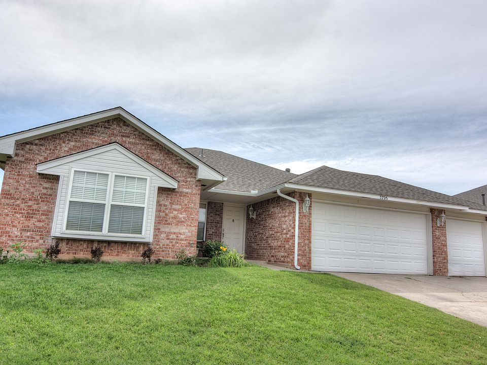 1st image of 2705 Deer Chase Cir