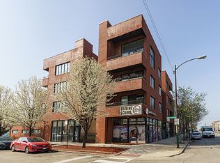 2402 W McLean Ave APT 201, Chicago, IL 60647
