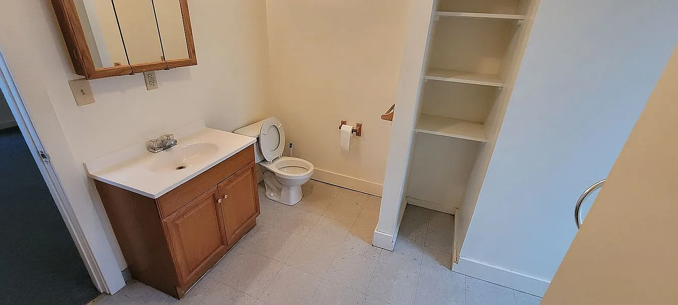 1 bed, 800 sqft, $850 — Photo 3