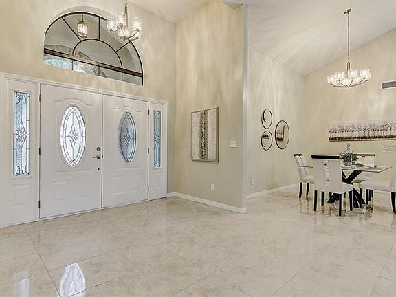 5th image of 8742 Tantallon Cir