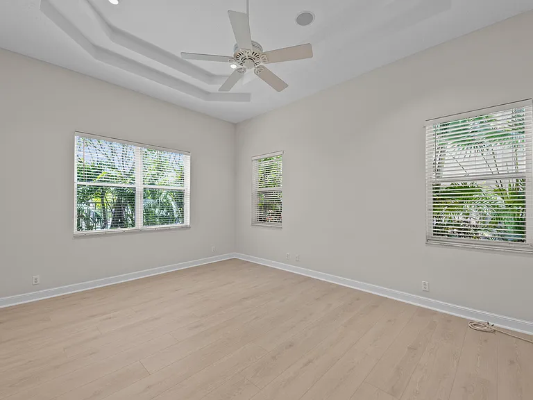 9875 Palma Vista Way — Photo 22