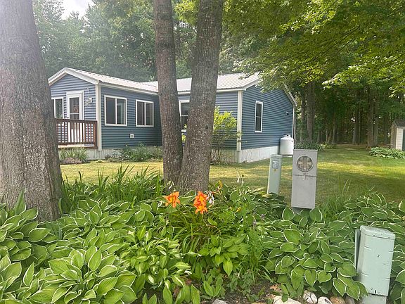 2nd image of 68 Gooseberry Circle
