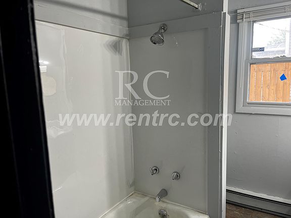 4th image of 206A S California Ave