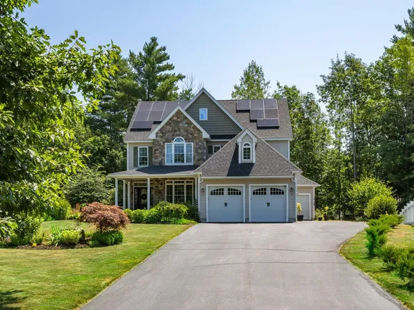 144 Boxwood Lane, Dover, NH 03820