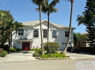 21075 Saint Peters Dr, Fort Myers Beach, FL 33931