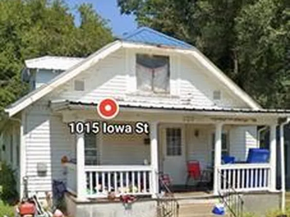 1015 Iowa St, Louisiana, MO 63353