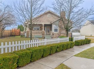 7401 Ballauer Pl, Huber Heights, OH 45424