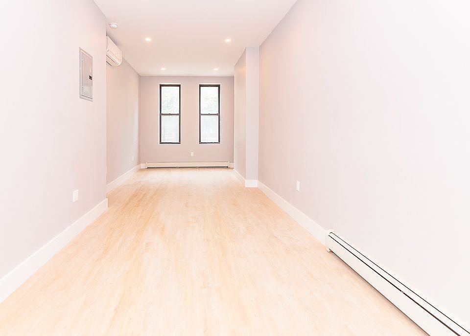 1st image of 814 Macon St #1J