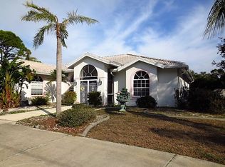 1651 Bridge St, Englewood, FL 34223