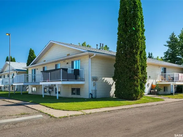 430 Berini DRIVE, Saskatoon, SK S7N 3N8