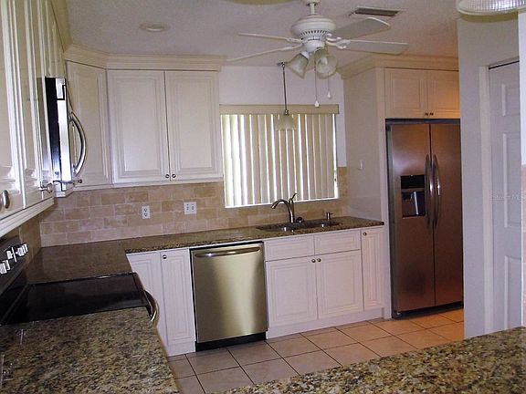 2nd image of 2700 Bayshore Blvd APT 583