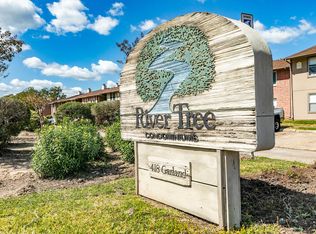 418 Garland Dr APT 242, Lake Jackson, TX 77566
