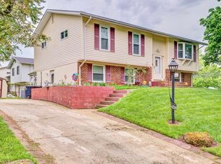 4326 Crelin Pl, Lanham, MD 20706