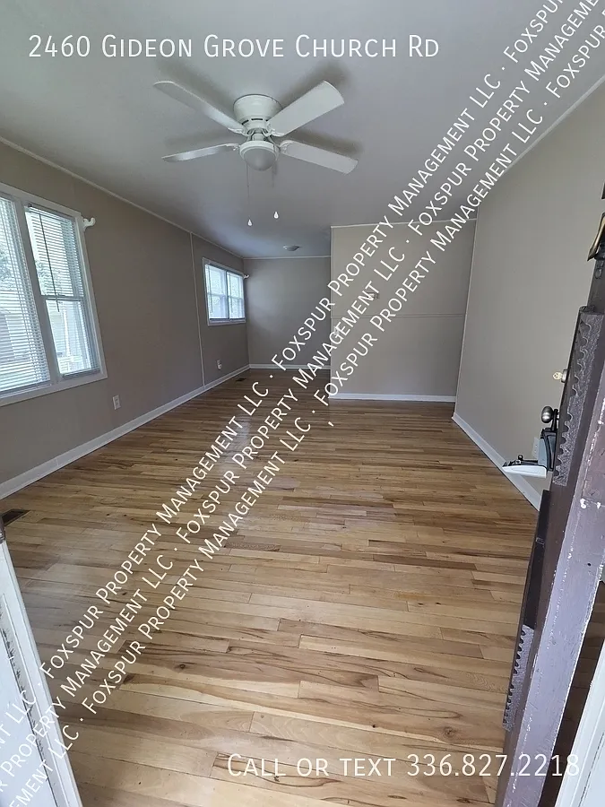 3 bed, 891 sqft, $1,800 — Photo 4