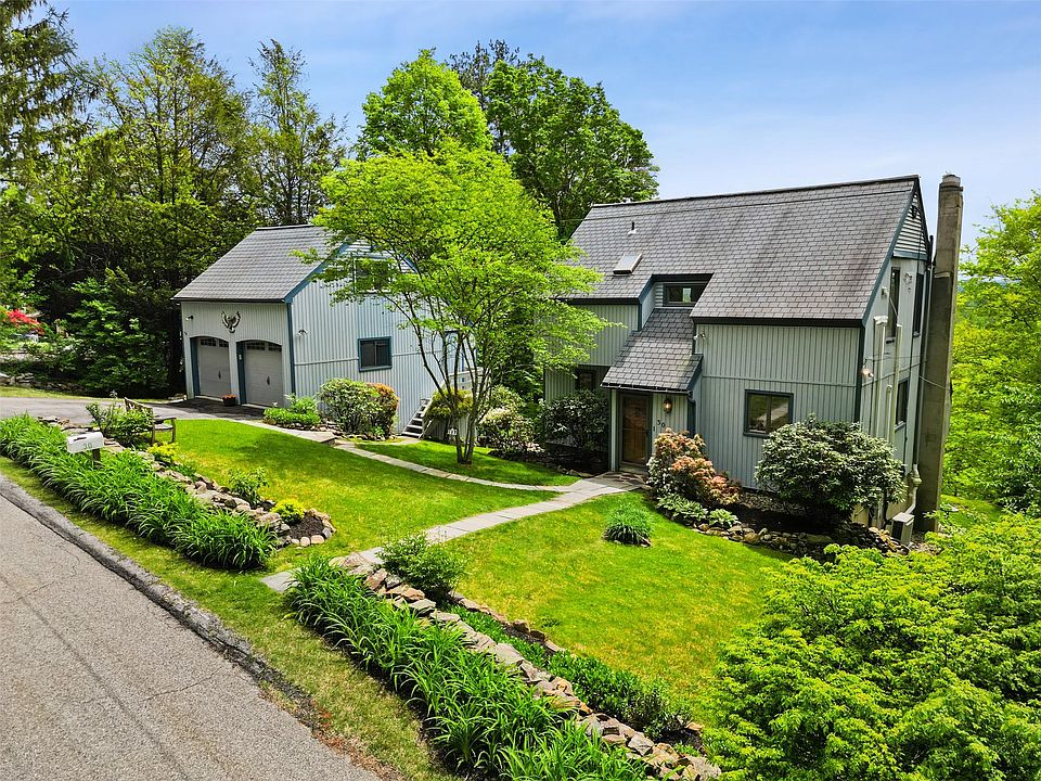 1st image of 30 Woodcrest Terrace