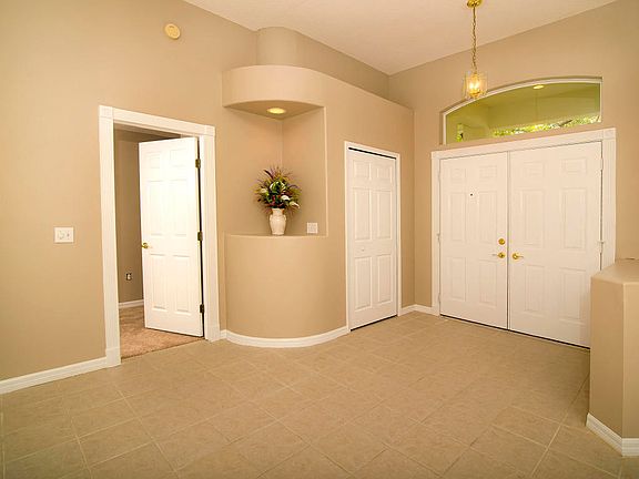 4th image of 51 Creek Bluff Way