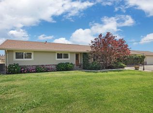 9144 E Jahant Rd, Acampo, CA 95220