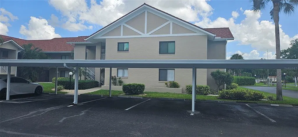 2 bed, 2.0 bath, 1072 sqft, $1,600 — Photo 1