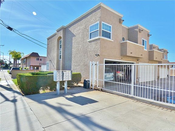 2nd image of 11827 Loma Dr APT 16