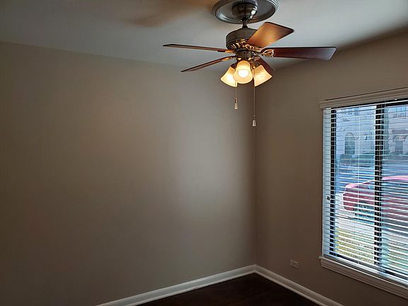 5th image of 302 Brahan Blvd #1
