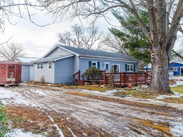 541 Emmett St, Emmett, KS 66422