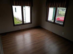 3rd image of 18 Joyce Dr