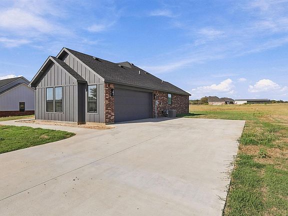 3rd image of 63 Pecan Ridge Rd