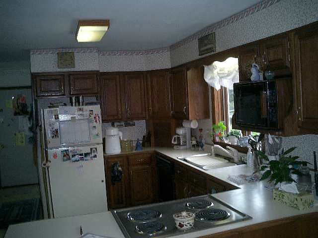 2nd image of 526 MOHAWK Drive