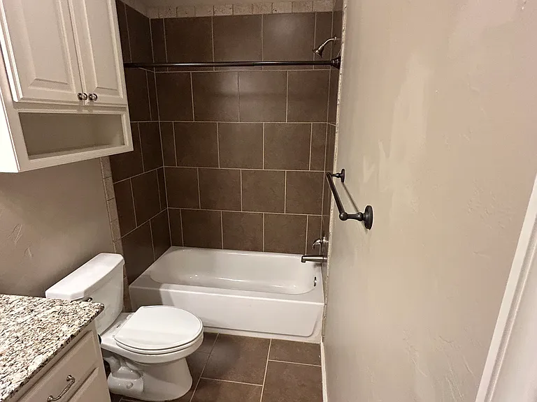 12011 Jadesdale Cir — Photo 39