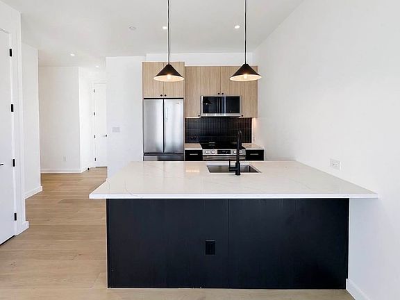 2nd image of 11-14 35th Ave #626