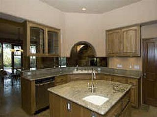 4th image of 38808 N Boulder View Dr