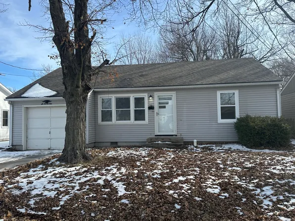 624 N Bond Ave, Marshall, MO 65340