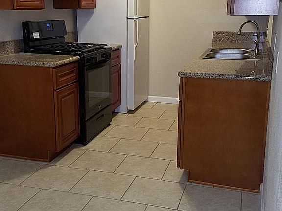 2nd image of 1811 Piedmont Way APT 3