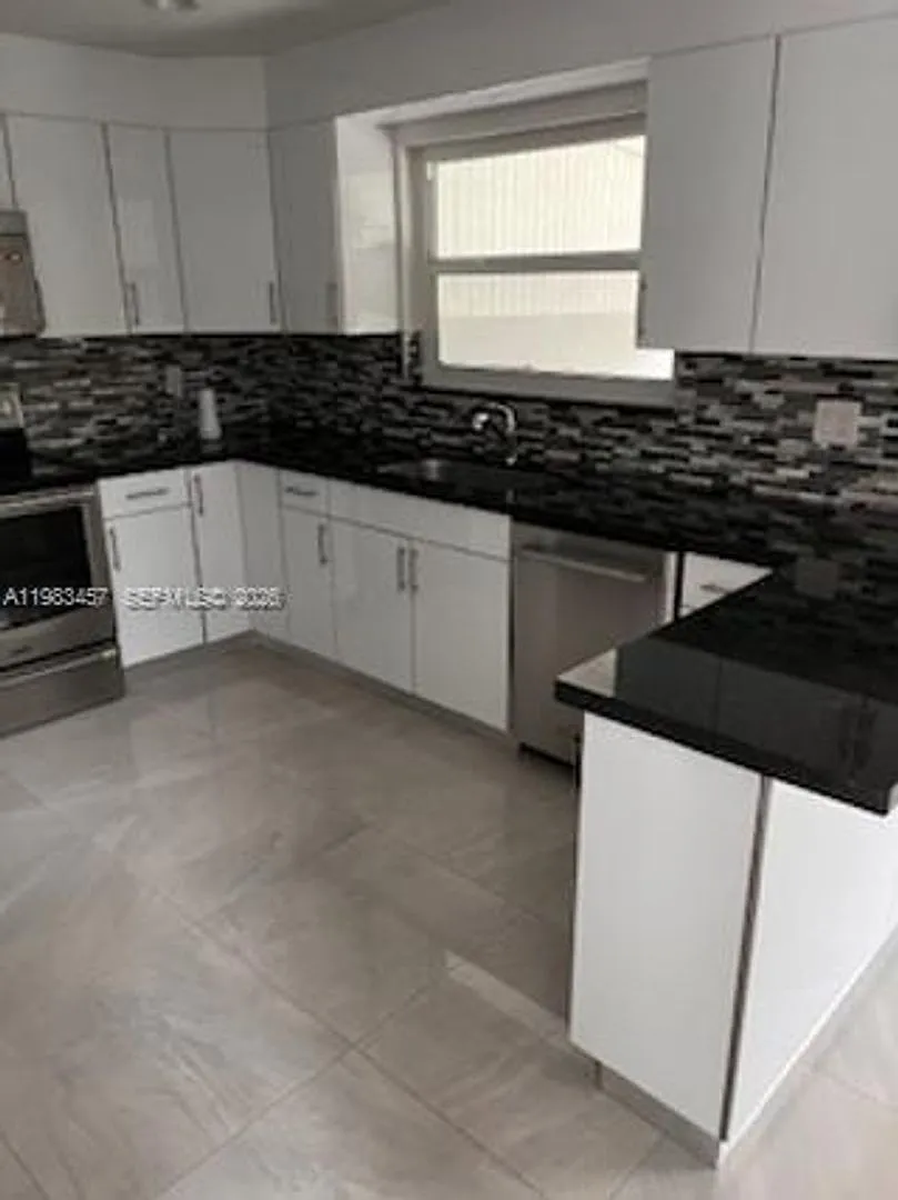 11712 SW 13th Street, Miami, FL 33184 — Photo 3