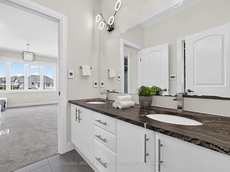 56 Valleyscape Dr — Photo 35