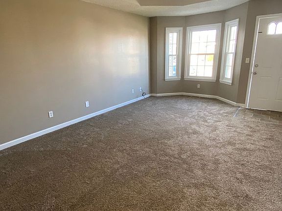 2nd image of 236 Grassmire Dr