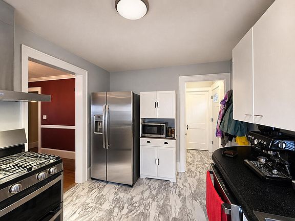 3rd image of 41 Western Avenue