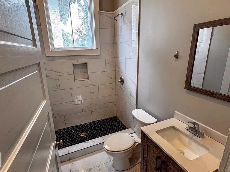 7414 Burthe St #A — Photo 17