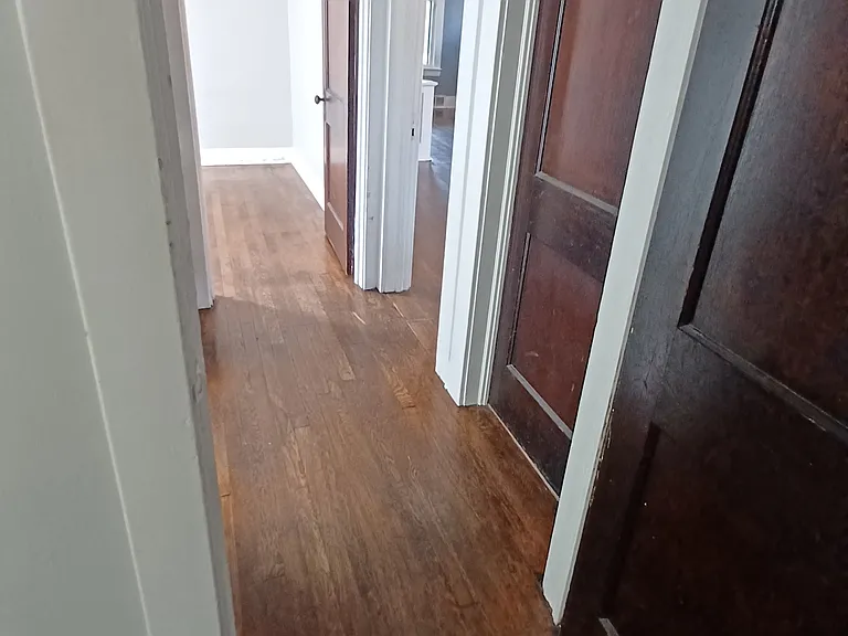 1265 W 106th St #1 — Photo 12