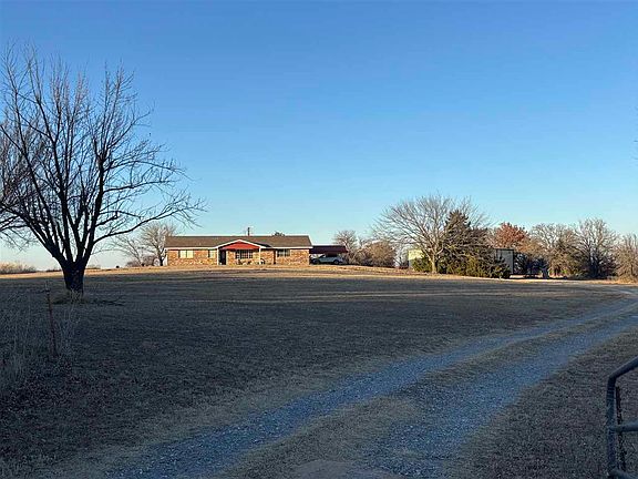 2nd image of 324 County Road 1530