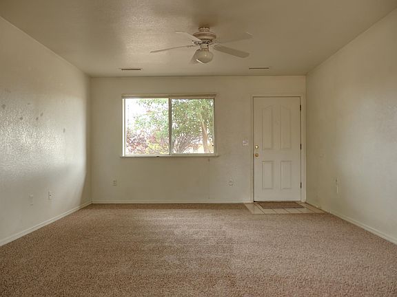 3rd image of 4500 N Preston Dr